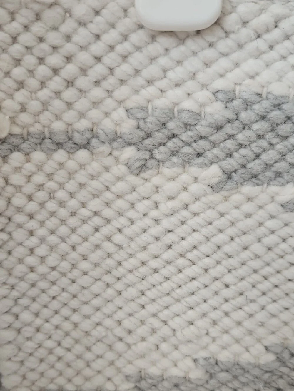 Pottery Barn NWT Delphina Neutral Gray White Handwoven Indoor/Outdoor Rug